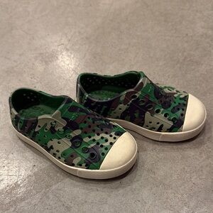 Native Camouflage Slip-On Shoes c5